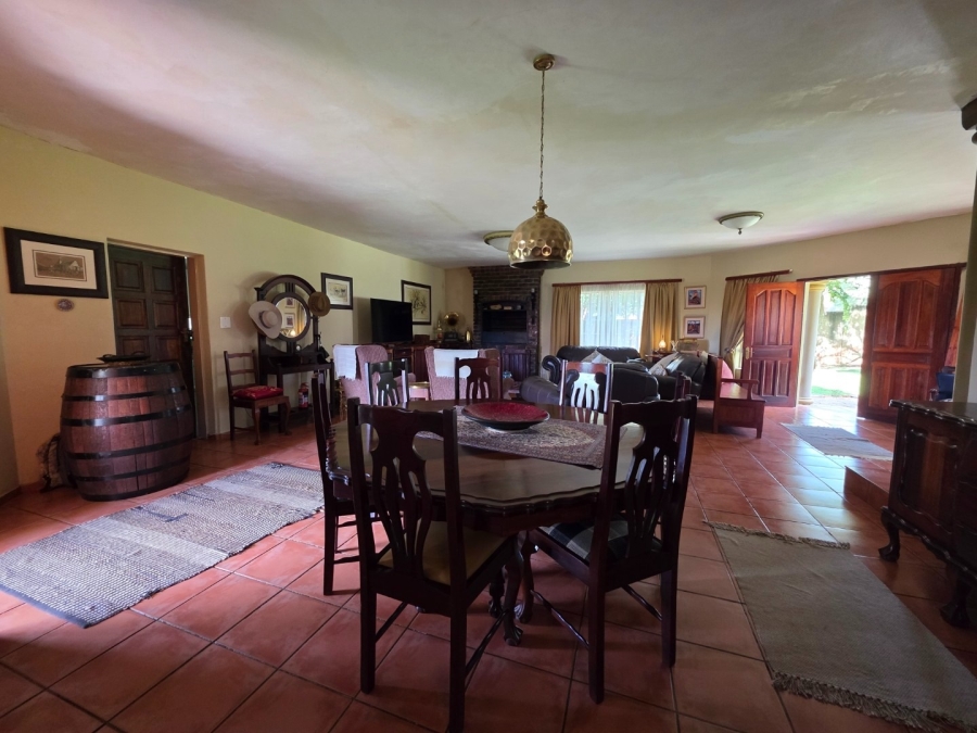 6 Bedroom Property for Sale in Olifantsnek North West